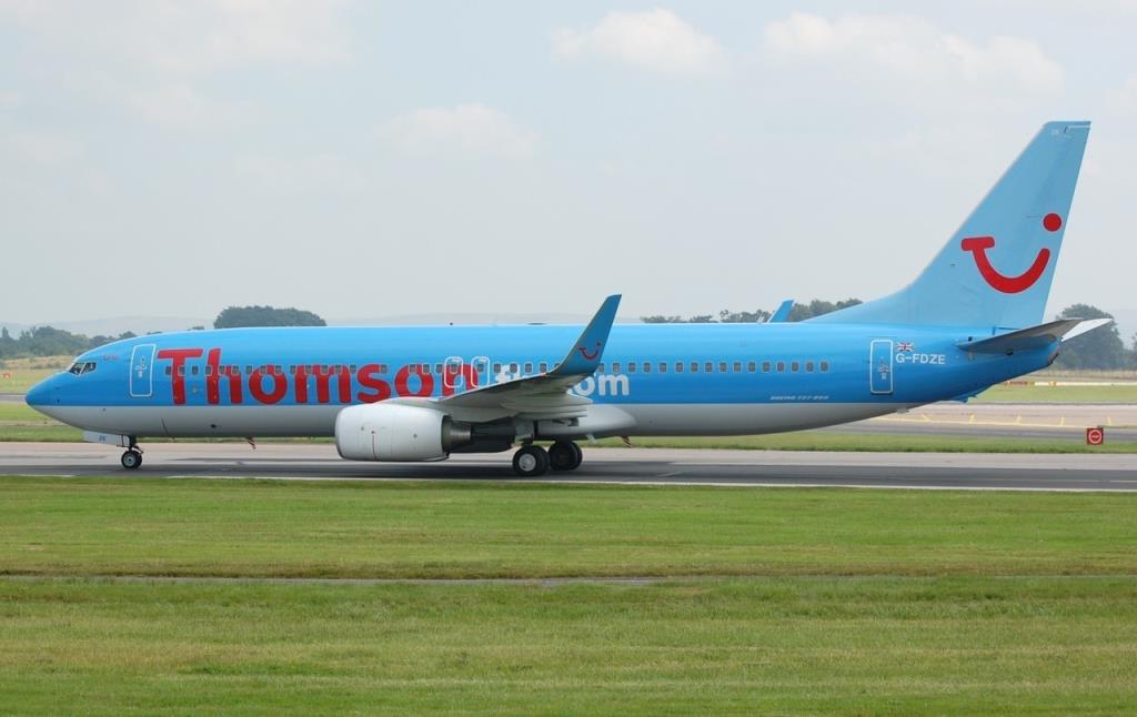 Photo of aircraft G-FDZE operated by Thomsonfly