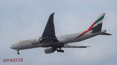 Photo of aircraft A6-EWJ operated by Emirates