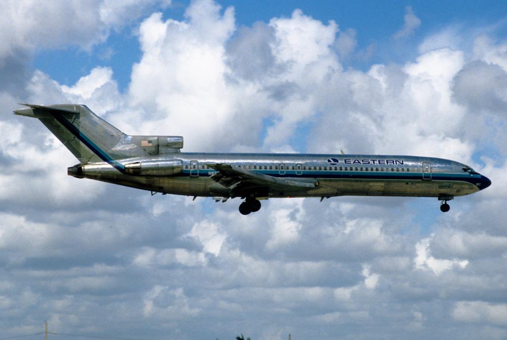 Photo of aircraft N822EA operated by Eastern Air Lines