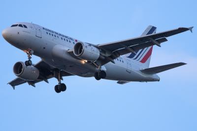 Photo of aircraft F-GUGD operated by Air France