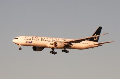 Image of aircraft registration JA731A - A 777-381(ER) operated by All Nippon Airways
