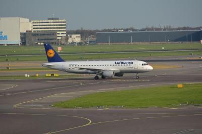Photo of aircraft D-AIPR operated by Lufthansa