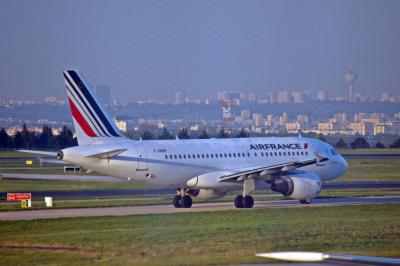 Photo of aircraft F-GRHF operated by Air France