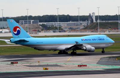 Photo of aircraft HL7438 operated by Korean Air Lines