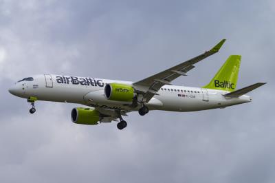 Photo of aircraft YL-CSB operated by Air Baltic