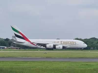 Photo of aircraft A6-EUR operated by Emirates