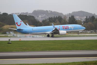 Image of aircraft registration SE-RFV - A 737-86N(WL) operated by TUIFly Nordic