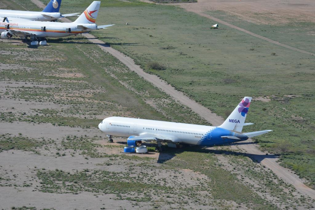 Photo of aircraft N183HK(8Q-MEG) operated by Bank of Utah Trustee