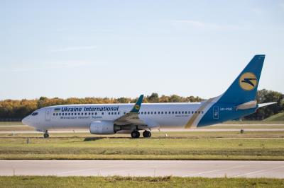 Photo of aircraft UR-PSC operated by Ukraine International Airlines