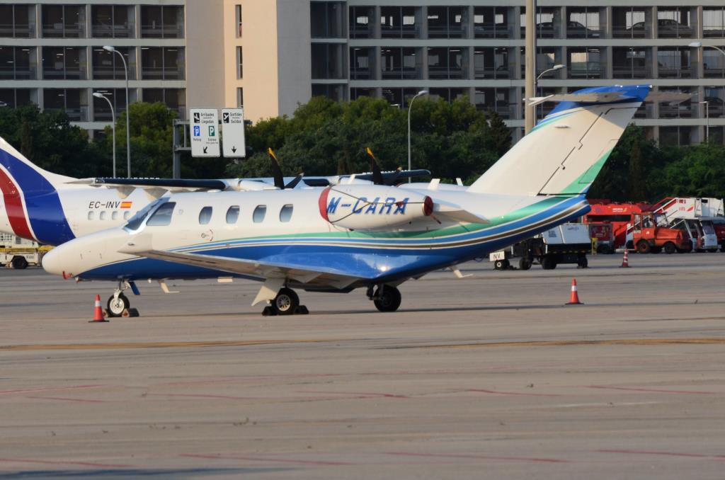 Photo of aircraft M-CARA operated by Anam Cara Aviation Ltd