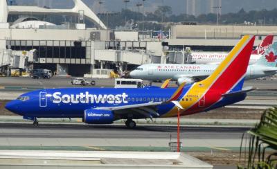 Photo of aircraft N7855A operated by Southwest Airlines
