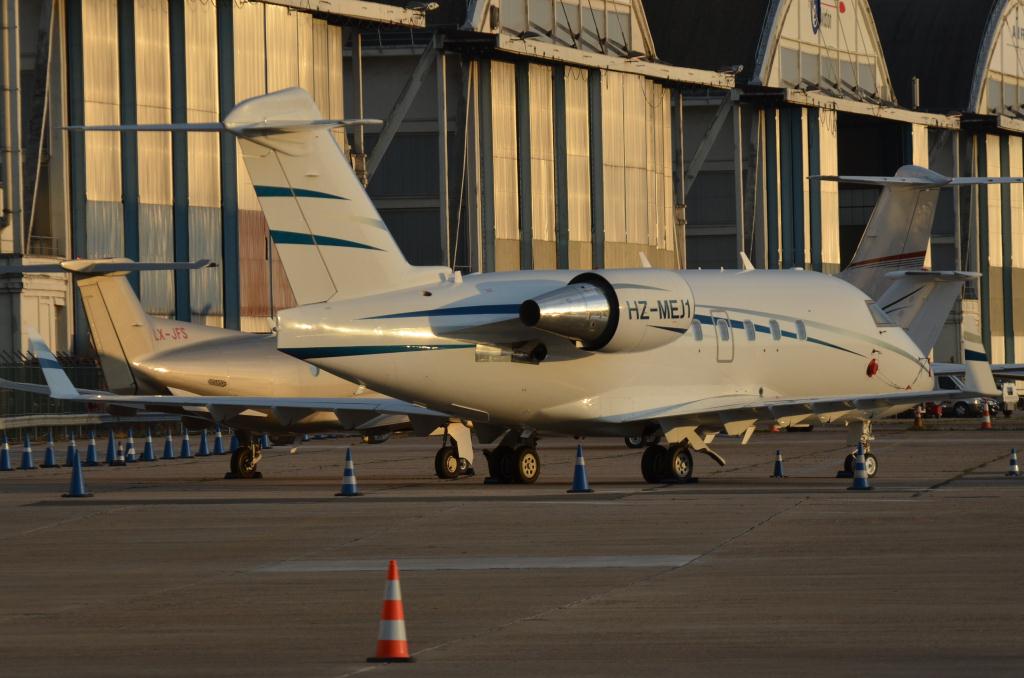 Photo of aircraft HZ-MEJ1 operated by MidEast Jet