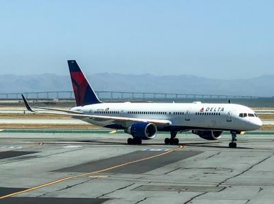 Photo of aircraft N727TW operated by Delta Air Lines