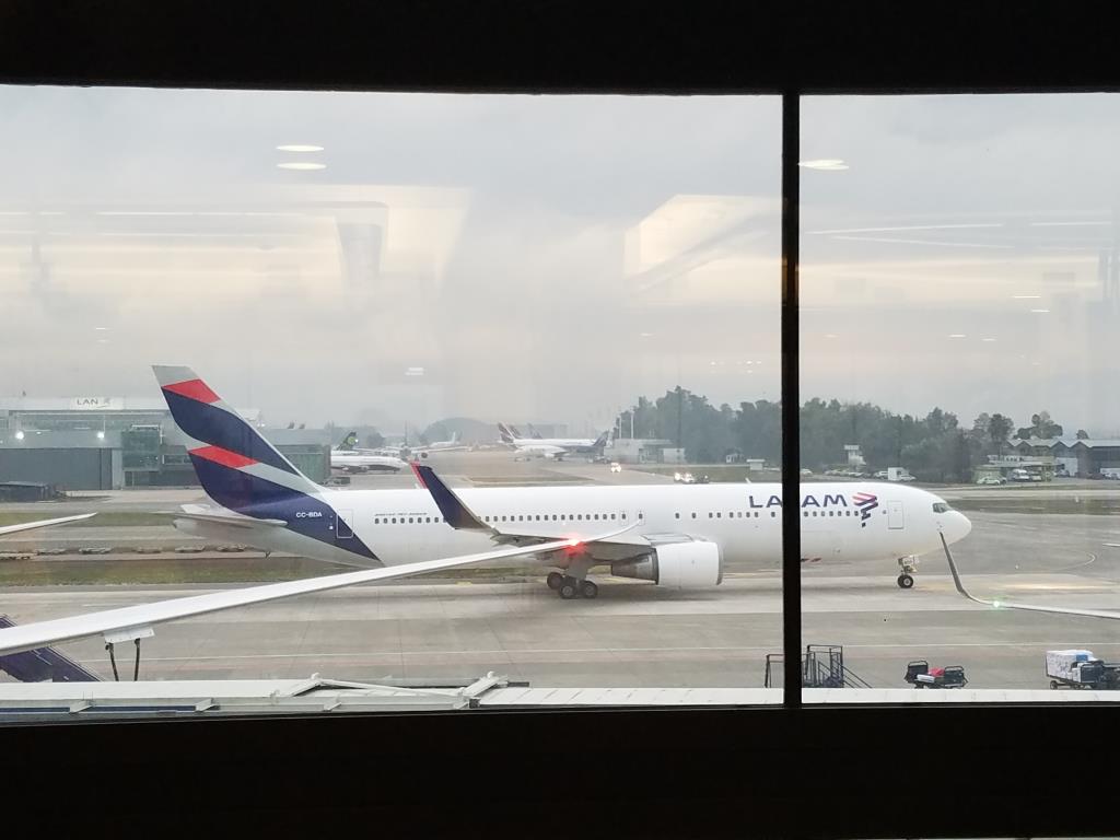 Photo of aircraft CC-BDA operated by LATAM Airlines Chile