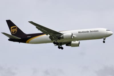 Photo of aircraft N365UP operated by United Parcel Service (UPS)
