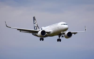 Photo of aircraft ZK-NHC operated by Air New Zealand