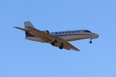 Photo of aircraft N372QS operated by NetJets