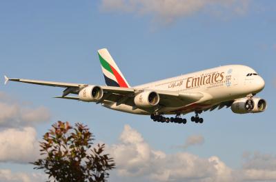 Photo of aircraft A6-EEF operated by Emirates