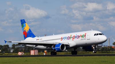 Image of aircraft registration D-ABDB - A A320-214 operated by Small Planet Airlines Germany