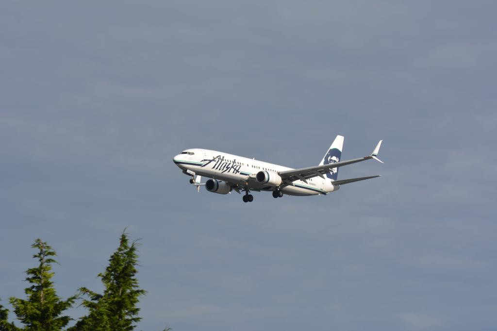 Photo of aircraft N548AS operated by Alaska Airlines