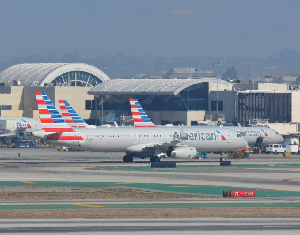 Photo of aircraft N161AA operated by American Airlines