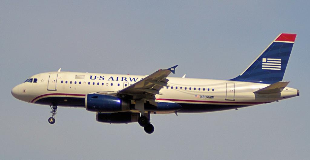 Photo of aircraft N834AW operated by US Airways
