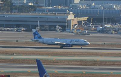 Photo of aircraft N656JB operated by JetBlue Airways