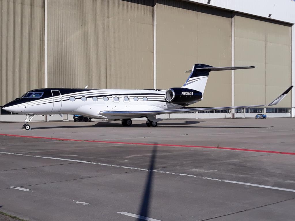 Photo of aircraft N235DX operated by EWS II LLC