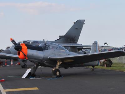 Photo of aircraft F-BLXV operated by Centre Ecole de St Yan