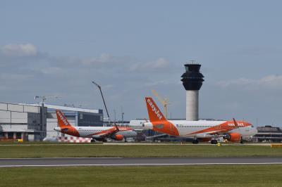 Photo of aircraft OE-IJV operated by easyJet Europe