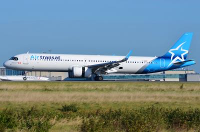 Image of aircraft registration C-GOIF - A A321-271NX(WL) operated by Air Transat