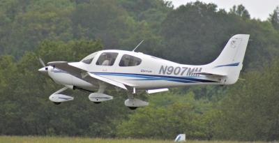 Photo of aircraft N907MM operated by Upwind Inc Trustee
