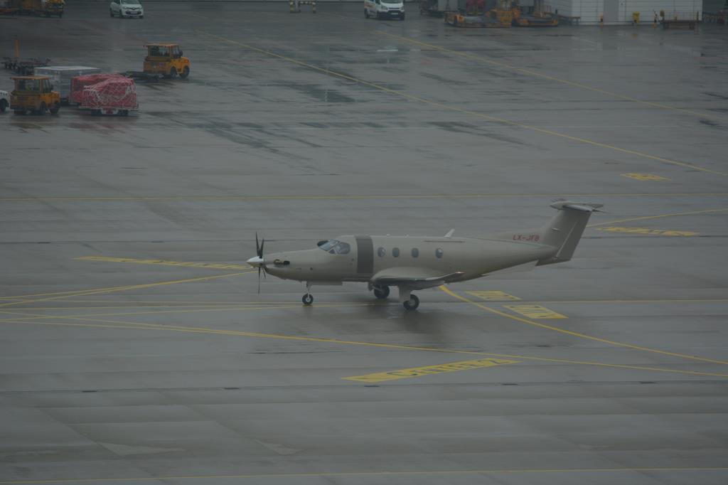 Photo of aircraft LX-JFB operated by Jetfly Aviation