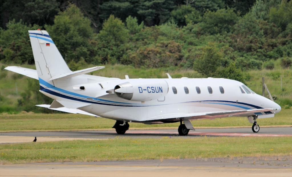 Photo of aircraft D-CSUN operated by Air Hamburg