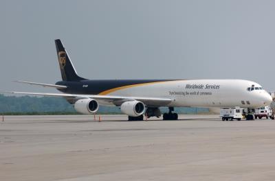 Photo of aircraft N744UP operated by United Parcel Service (UPS)