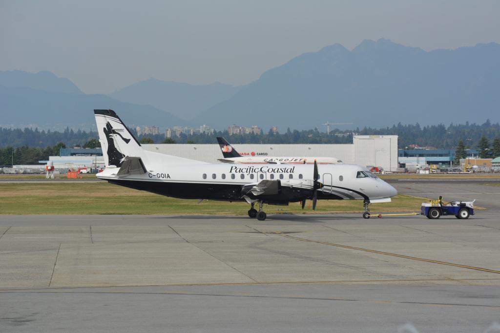 Photo of aircraft C-GOIA operated by Connect Air (Lethbridge AB)