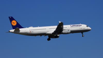 Photo of aircraft D-AISI operated by Lufthansa