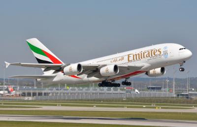 Photo of aircraft A6-EOW operated by Emirates