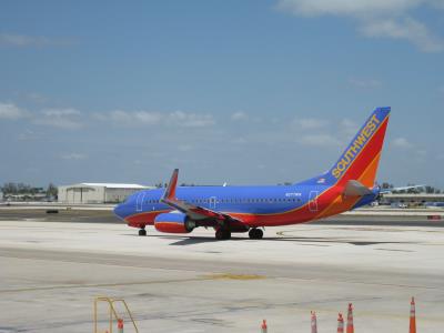Photo of aircraft N277WN operated by Southwest Airlines