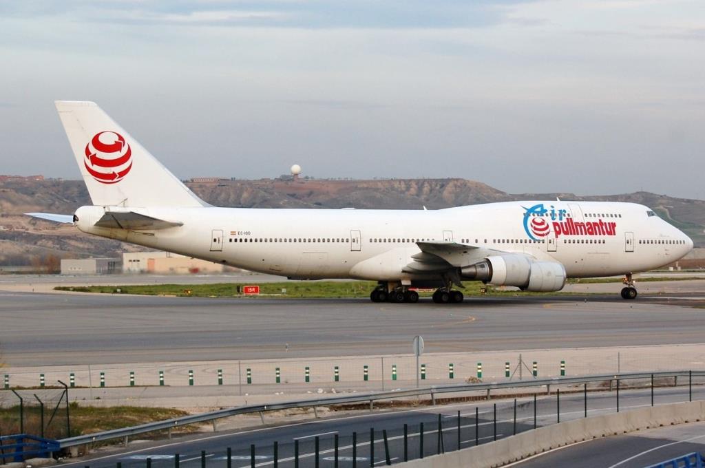 Photo of aircraft EC-IOO operated by Pullmantur Air
