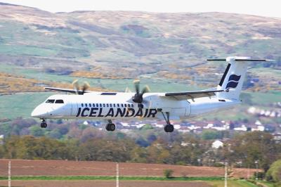 Photo of aircraft TF-FXE operated by Icelandair