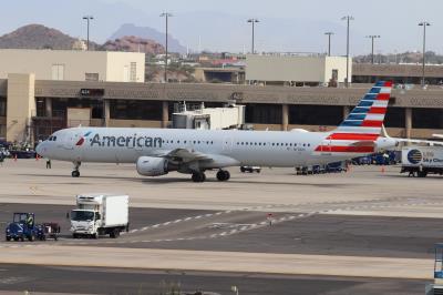 Photo of aircraft N178US operated by American Airlines