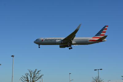 Photo of aircraft N397AN operated by American Airlines