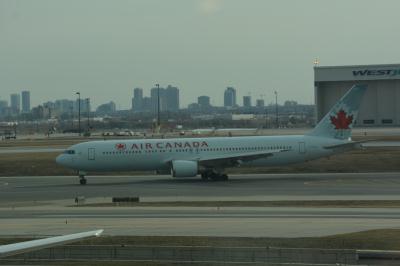 Photo of aircraft C-FXCA operated by Air Canada