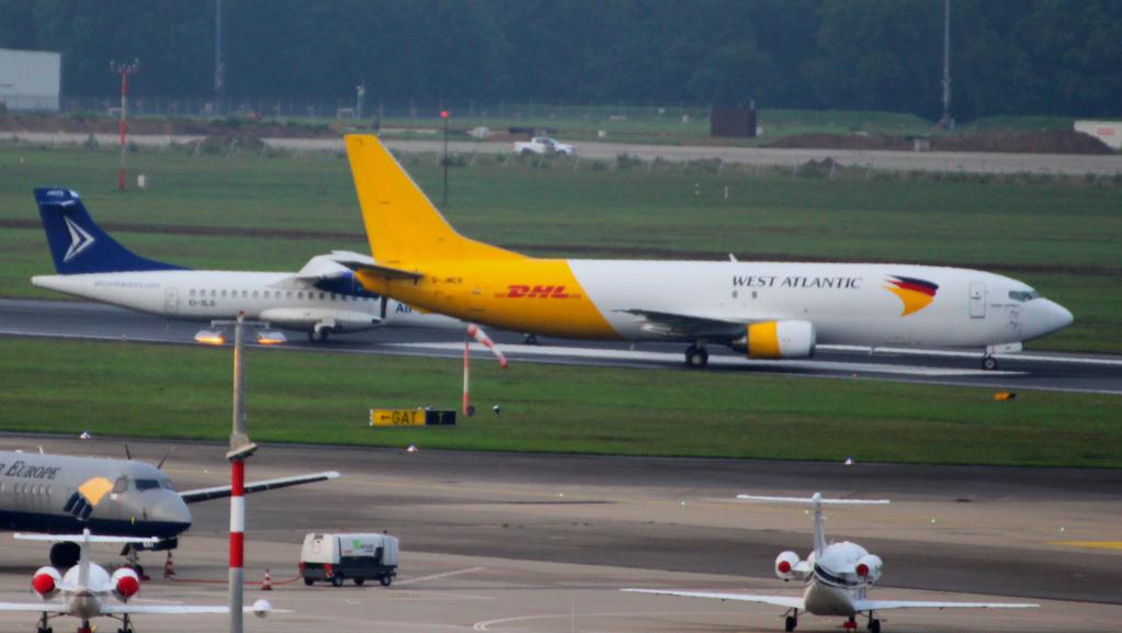 Photo of aircraft G-JMCR operated by Atlantic Airlines