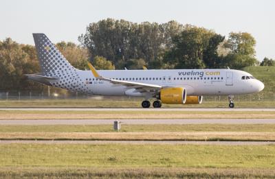 Photo of aircraft EC-NAY operated by Vueling