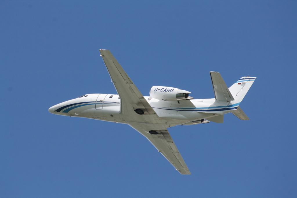 Photo of aircraft D-CAHO operated by Air Hamburg