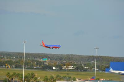 Photo of aircraft N243WN operated by Southwest Airlines