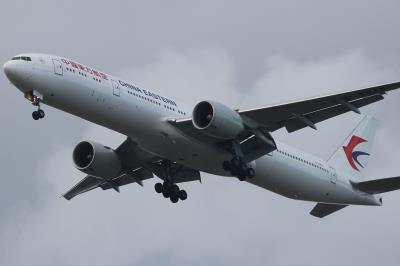 Photo of aircraft B-7343 operated by China Eastern Airlines