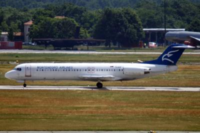 Photo of aircraft 4O-AOP operated by Montenegro Airlines